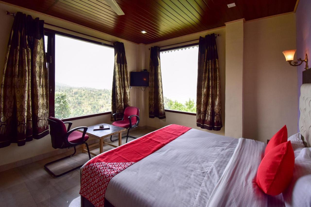 Oyo 43476 Vatika Resort Shimla Exterior foto