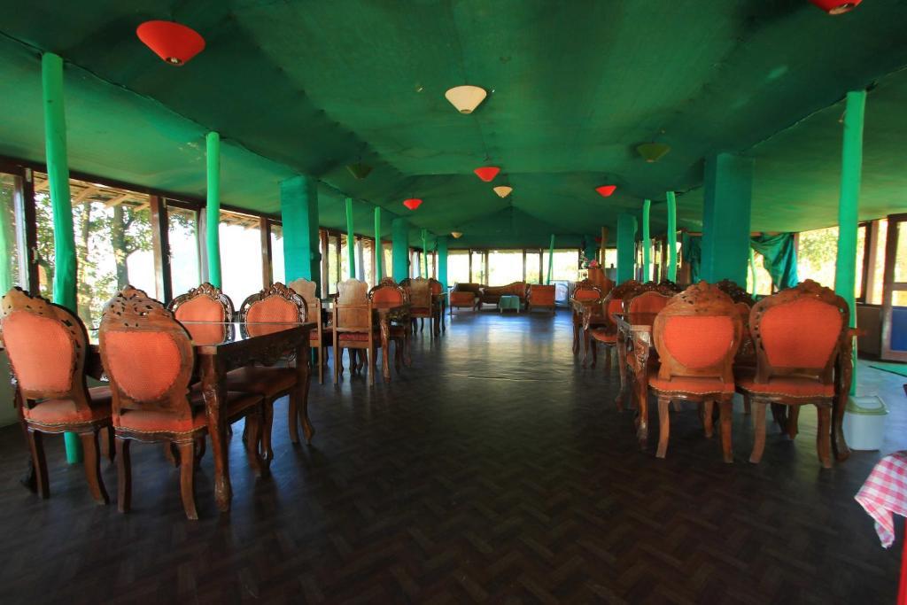 Oyo 43476 Vatika Resort Shimla Exterior foto