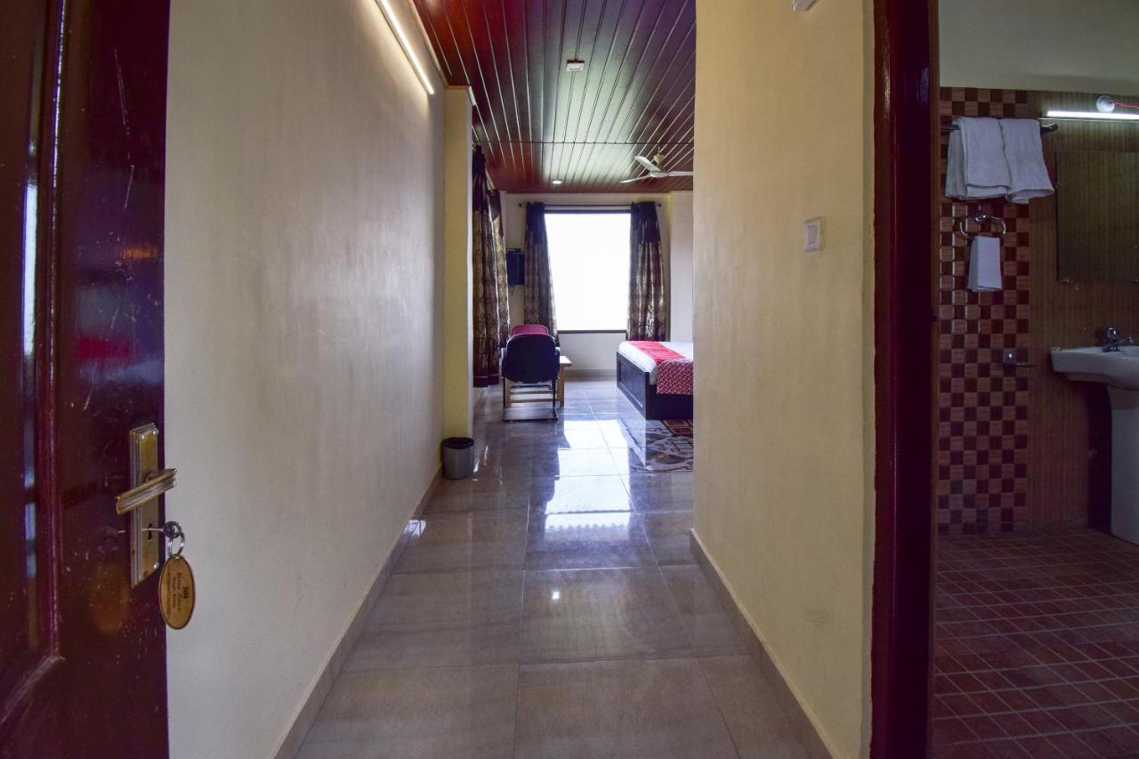 Oyo 43476 Vatika Resort Shimla Exterior foto